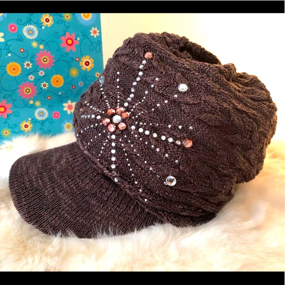 Fashionable Lady’s cap